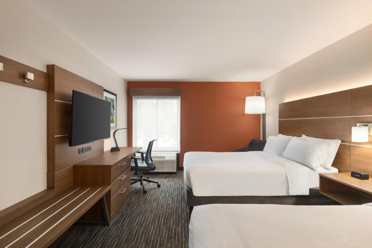 Holiday Inn Express Vero Beach-West I-95 By Ihg Exterior photo